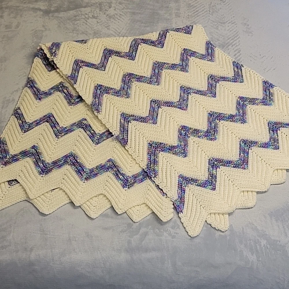 Chevron Patterned White and Multicolor Handmade Aftgan, 64
